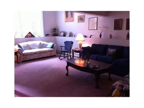 114 Mohawk Trl, Cranston, RI 02921 photo 8