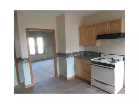 47 Laval St, Woonsocket, RI 02895 photo 7