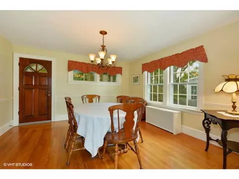 67 Parkside Dr, Warwick, RI 02888 photo 5