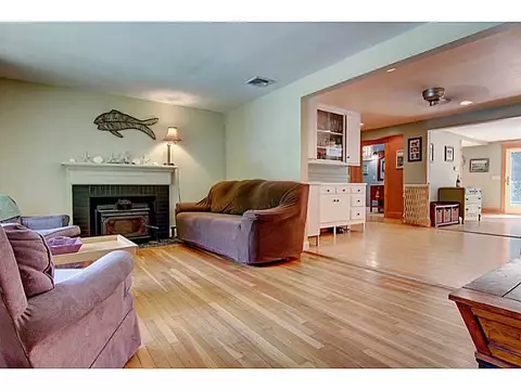 288 Natick Ave, Warwick, RI 02886 photo 7