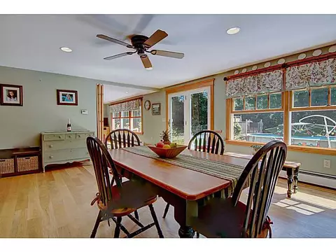288 Natick Ave, Warwick, RI 02886 photo 11