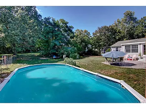 288 Natick Ave, Warwick, RI 02886 photo 23