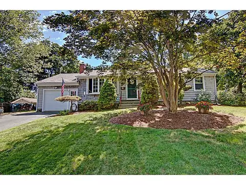 288 Natick Ave, Warwick, RI 02886 photo 1