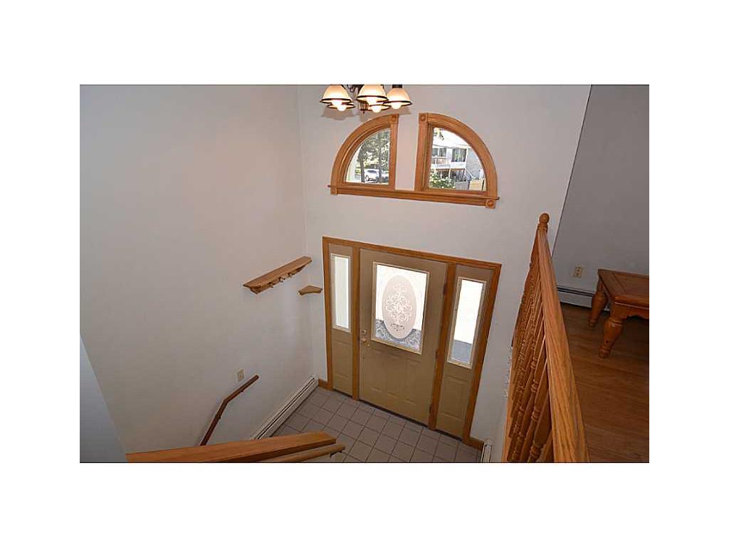 44 Lee Ave, Warwick, RI 02889 photo 3