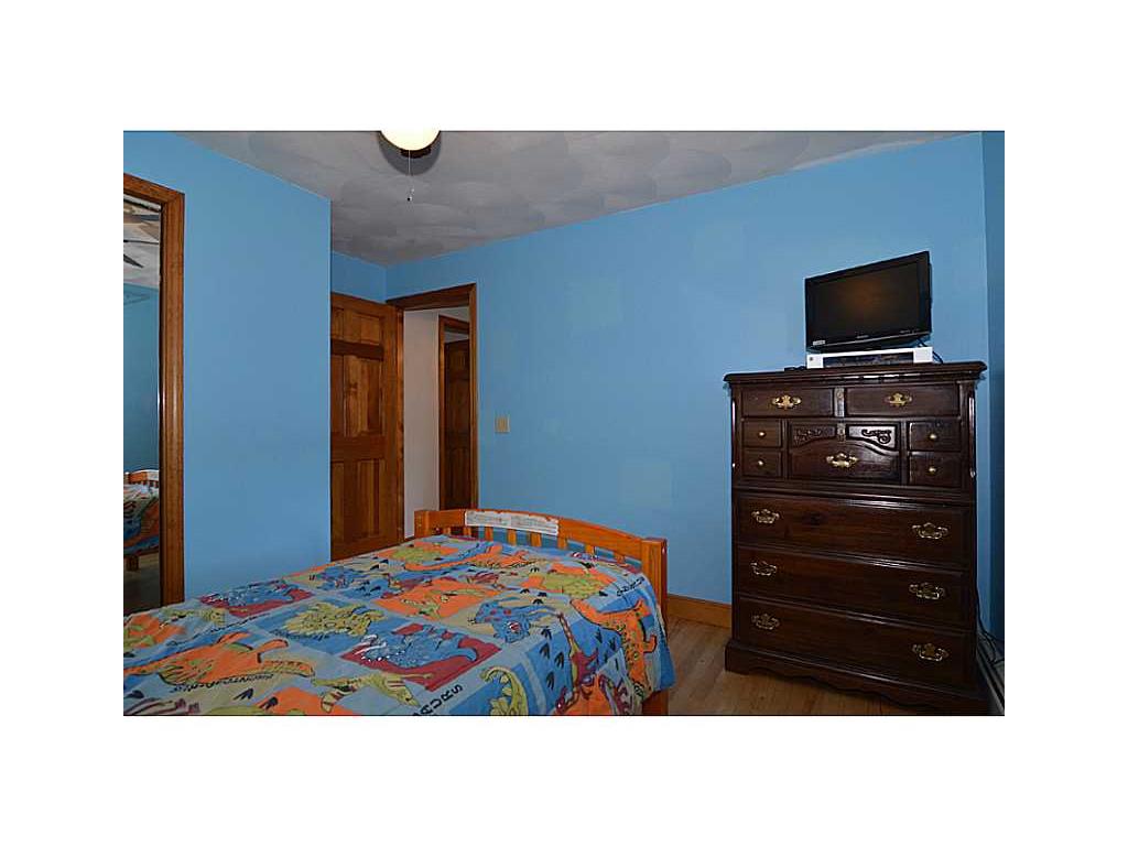 44 Lee Ave, Warwick, RI 02889 photo 17