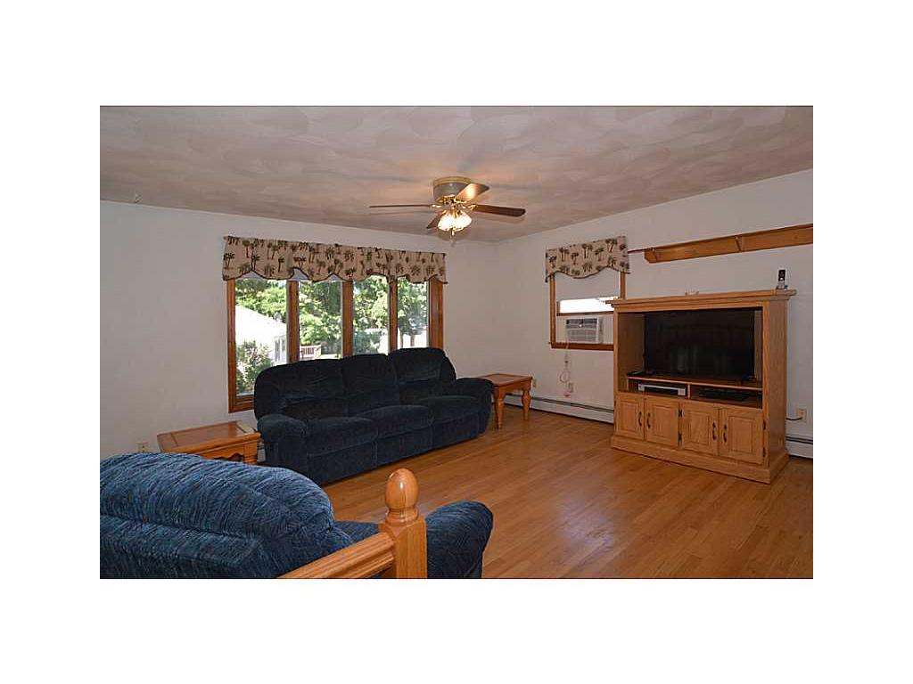 44 Lee Ave, Warwick, RI 02889 photo 6