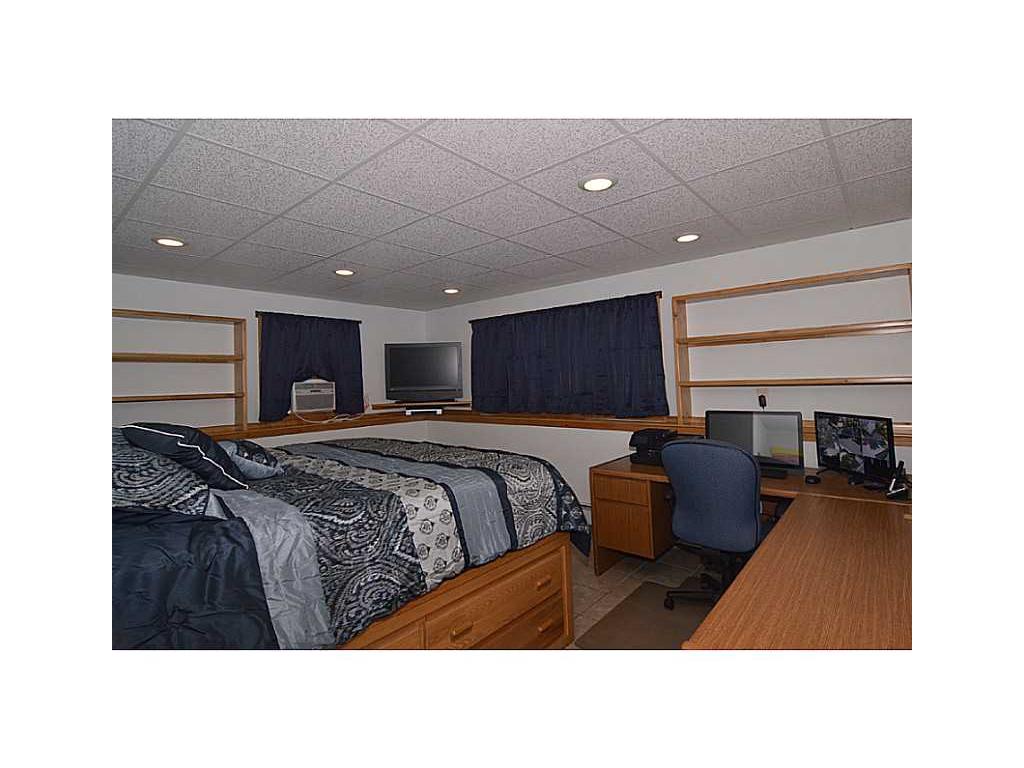 44 Lee Ave, Warwick, RI 02889 photo 12