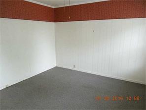 692 N Main St, Woonsocket, RI 02895 photo 8
