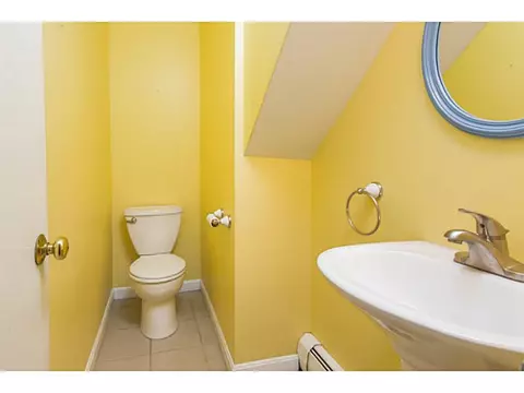 36 Hedgerow Dr, Warwick, RI 02886 photo 12
