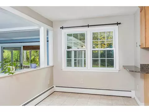 36 Hedgerow Dr, Warwick, RI 02886 photo 6