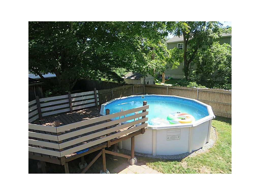 42 Lyall Ave, Warwick, RI 02889 photo 4