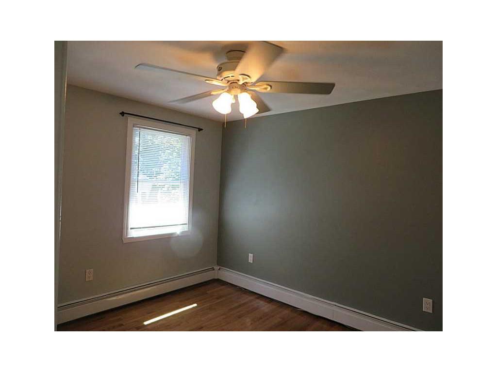 42 Lyall Ave, Warwick, RI 02889 photo 12