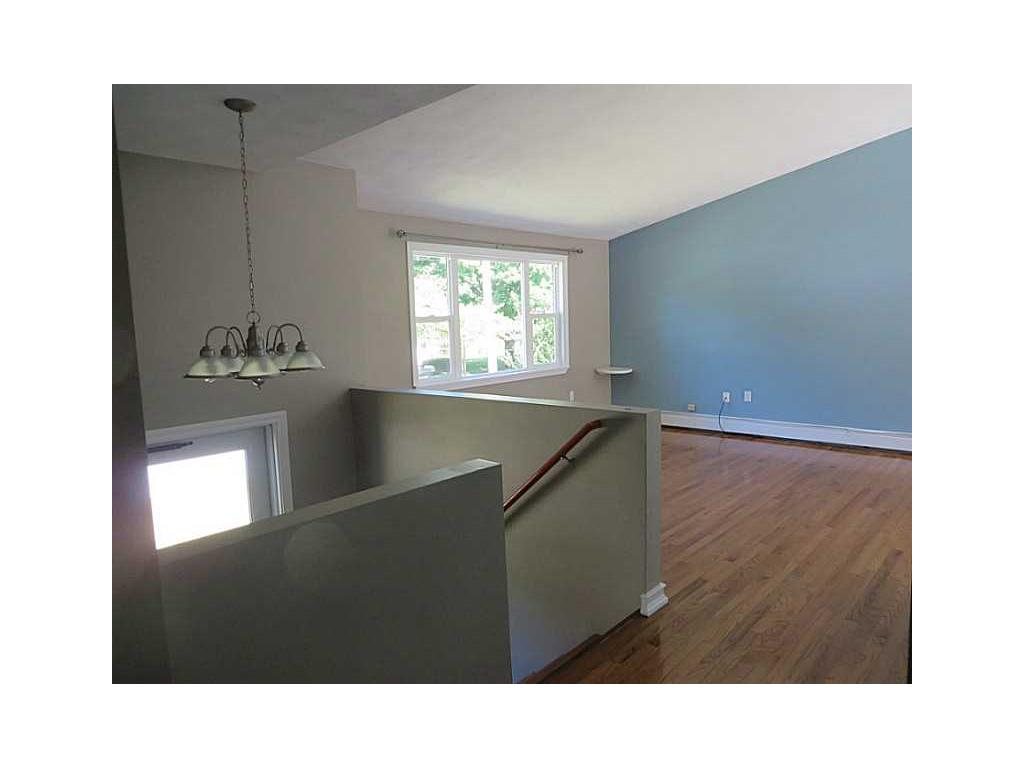 42 Lyall Ave, Warwick, RI 02889 photo 7