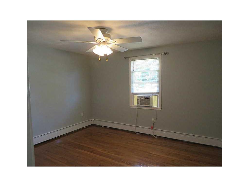 42 Lyall Ave, Warwick, RI 02889 photo 10