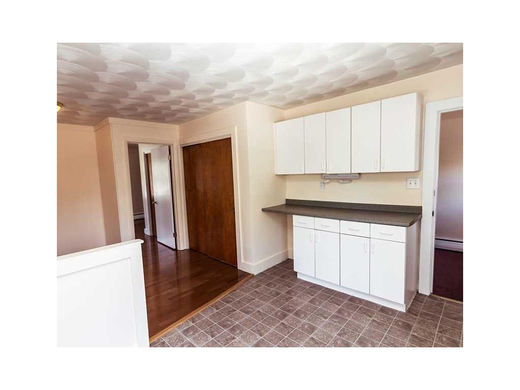 942 Mendon Rd, Woonsocket, RI 02895 photo 22