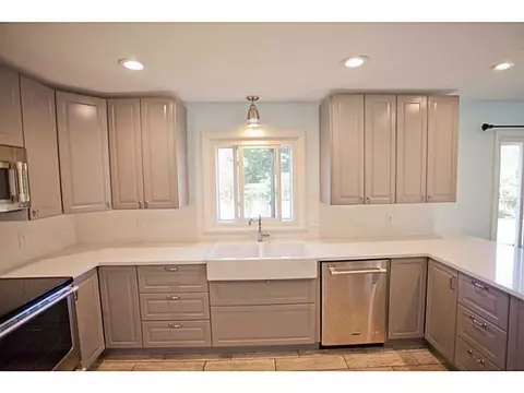 4 South Dr, Westerly, RI 02891 photo 8