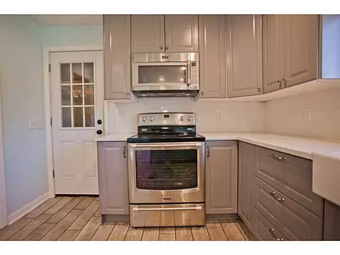 4 South Dr, Westerly, RI 02891 photo 10