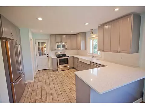 4 South Dr, Westerly, RI 02891 photo 5