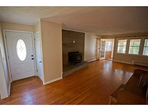 4 South Dr, Westerly, RI 02891 photo 19