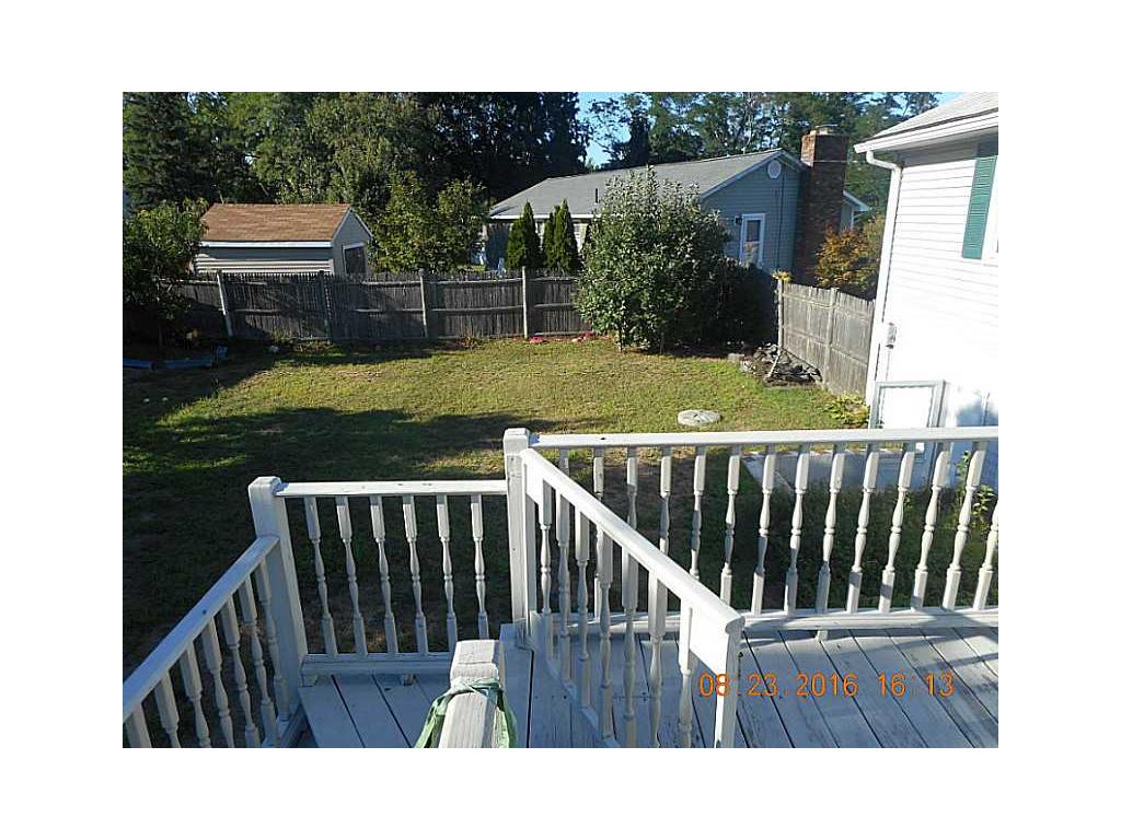 21 Glen Meadows Ct, Warwick, RI 02889 photo 8
