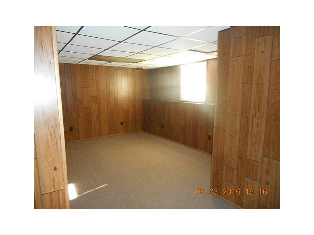 21 Glen Meadows Ct, Warwick, RI 02889 photo 10