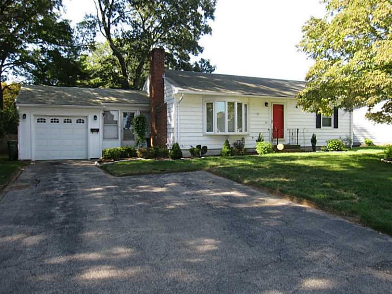 70 Kalmer Rd, Warwick, RI 02886 photo 1