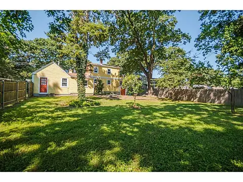 128 Haswill St, Warwick, RI 02889 photo 4