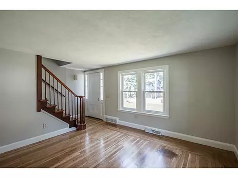 128 Haswill St, Warwick, RI 02889 photo 8