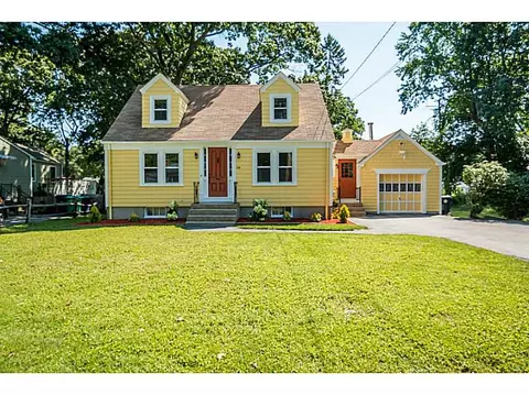 128 Haswill St, Warwick, RI 02889 photo 1