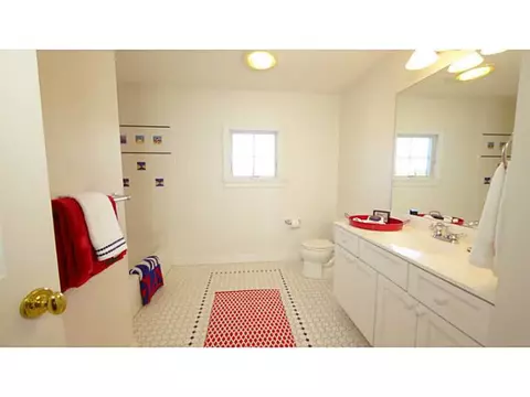 7 Paddock Ln, Middletown, RI 02842 photo 10