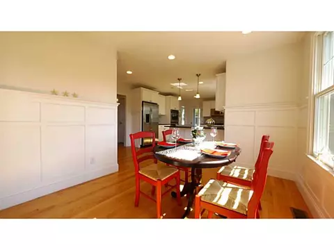 7 Paddock Ln, Middletown, RI 02842 photo 6