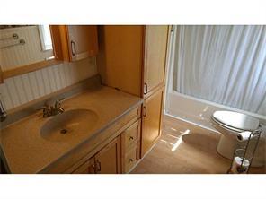 223 Valley St, Woonsocket, RI 02895 photo 6