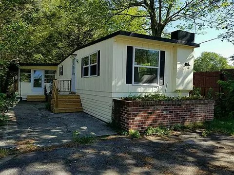 18 Hemlock Rd, Glocester, RI 02814 photo 8