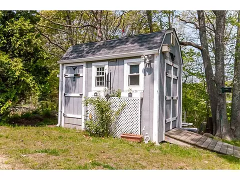 11 Valley Dr, Westerly, RI 02891 photo 22