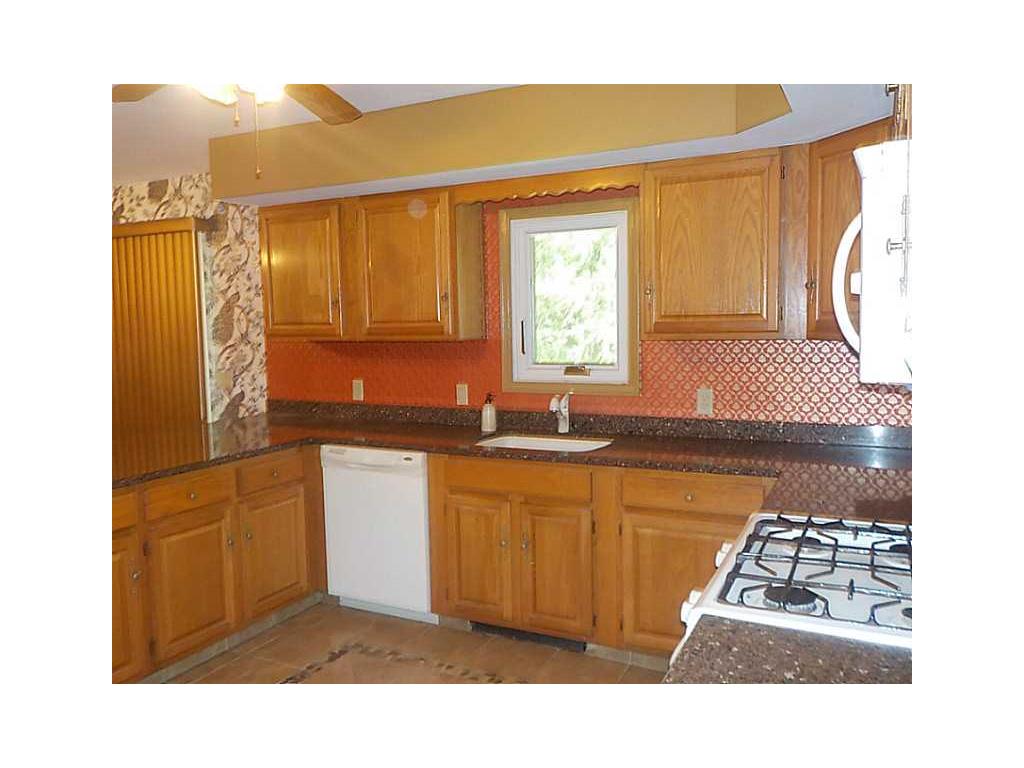 61 Pine Orchard Rd, Chepachet, RI 02814 photo 5