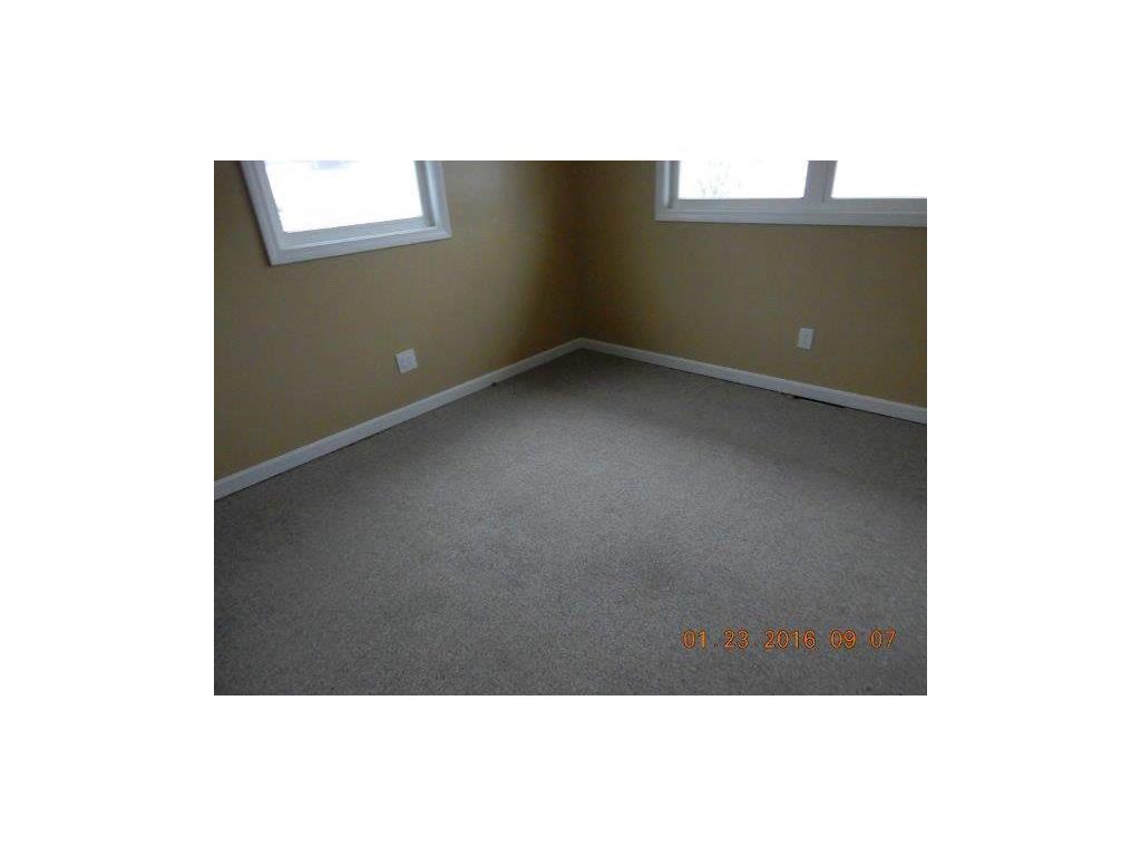 4 Joan Rd, Westerly, RI 02891 photo 8