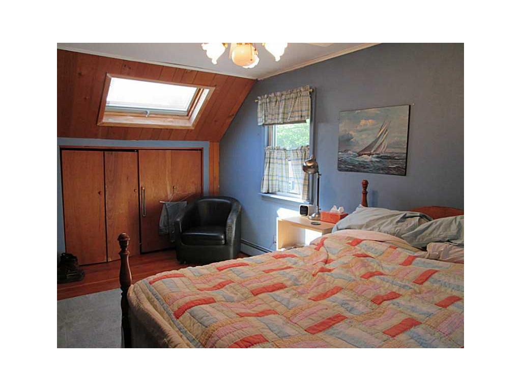 26 Bates Ave, Warwick, RI 02888 photo 12