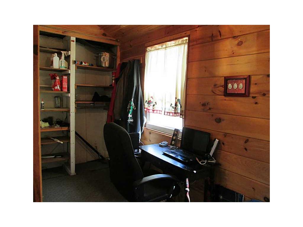 26 Bates Ave, Warwick, RI 02888 photo 8