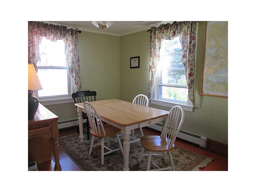 26 Bates Ave, Warwick, RI 02888 photo 4