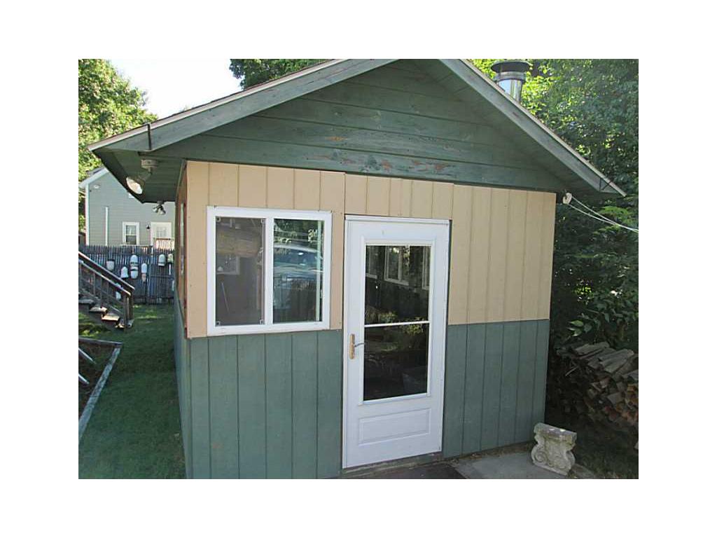 26 Bates Ave, Warwick, RI 02888 photo 14