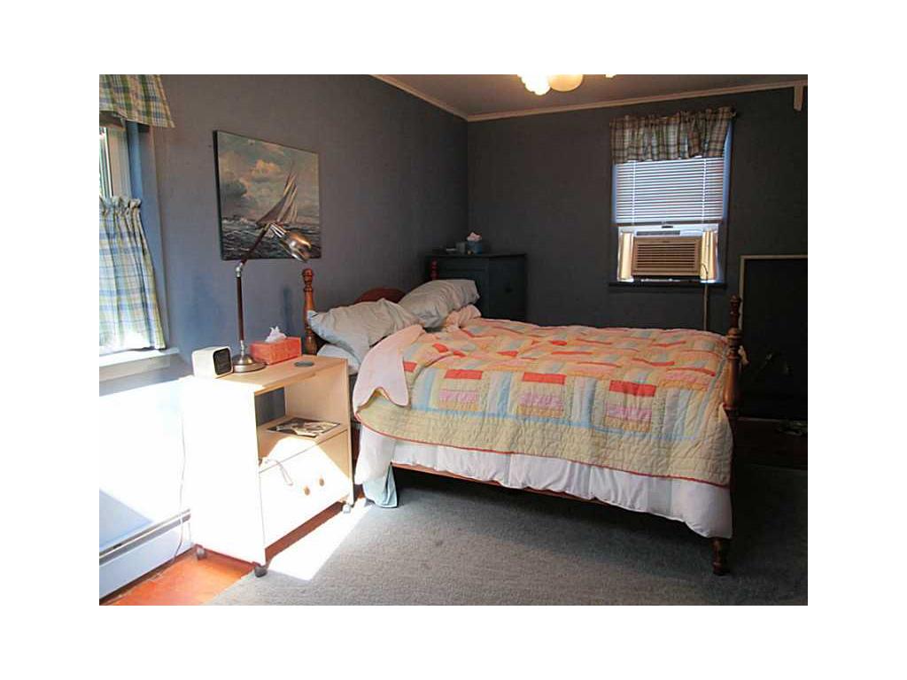 26 Bates Ave, Warwick, RI 02888 photo 11