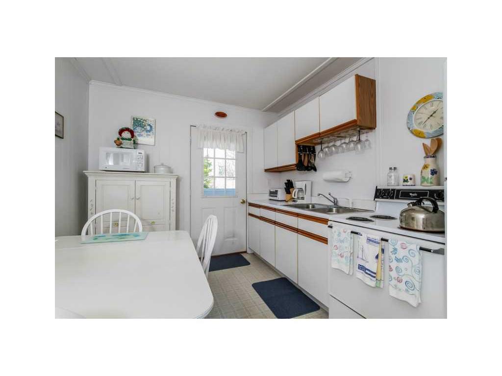 122 Atlantic Ave, Westerly, RI 02891 photo 11