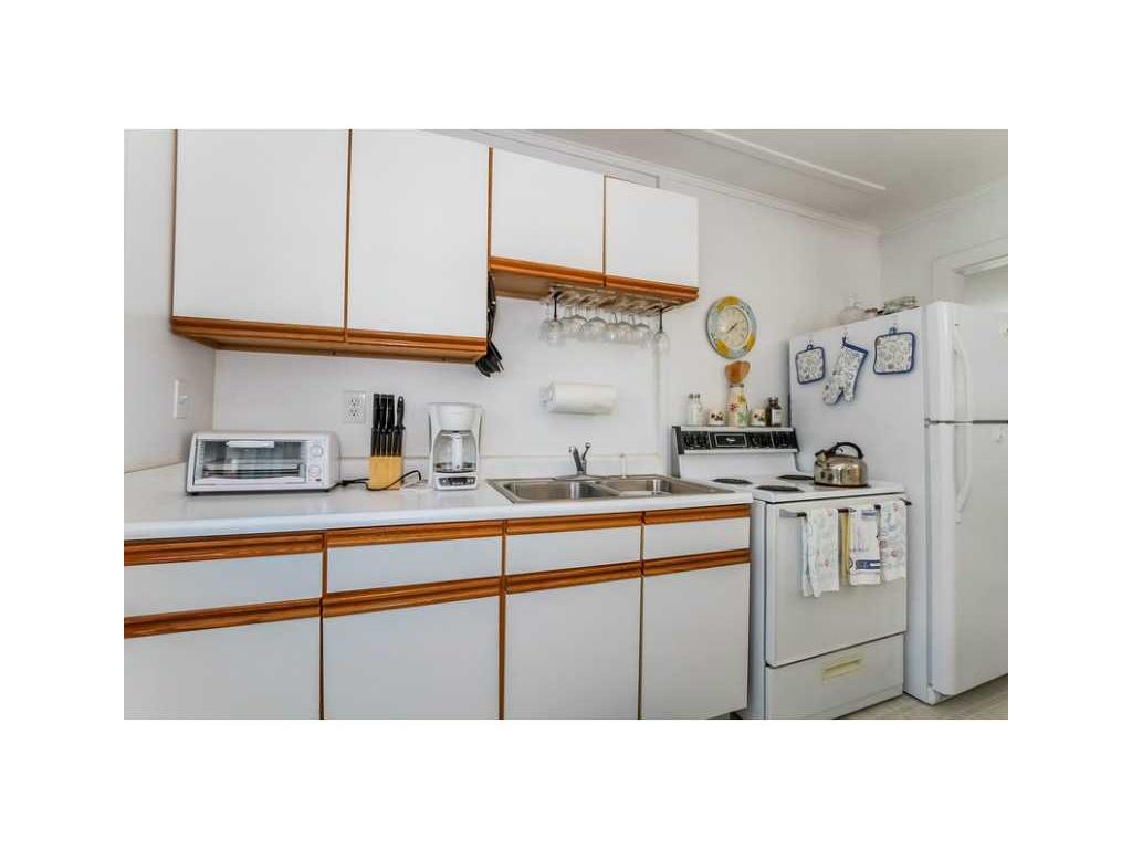 122 Atlantic Ave, Westerly, RI 02891 photo 8