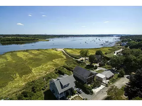 33 Read Ave, Warren, RI 02885 photo 1