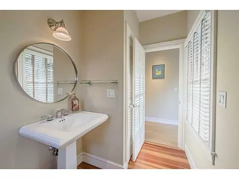 33 Read Ave, Warren, RI 02885 photo 14