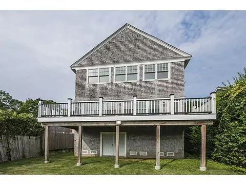 33 Read Ave, Warren, RI 02885 photo 2
