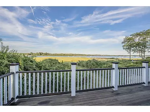 33 Read Ave, Warren, RI 02885 photo 3