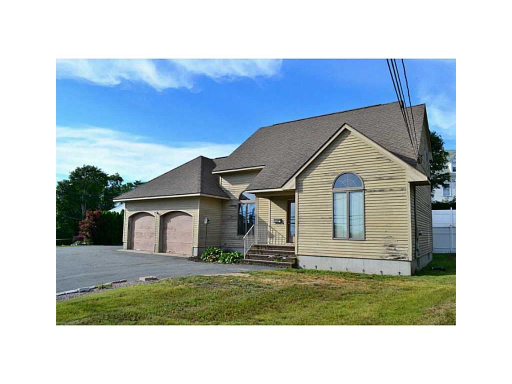 74 Granite St, Westerly, RI 02891 photo 1
