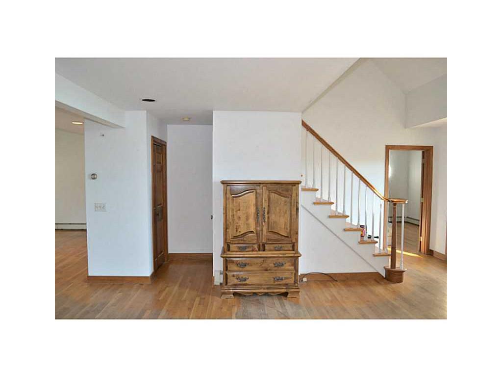 74 Granite St, Westerly, RI 02891 photo 8