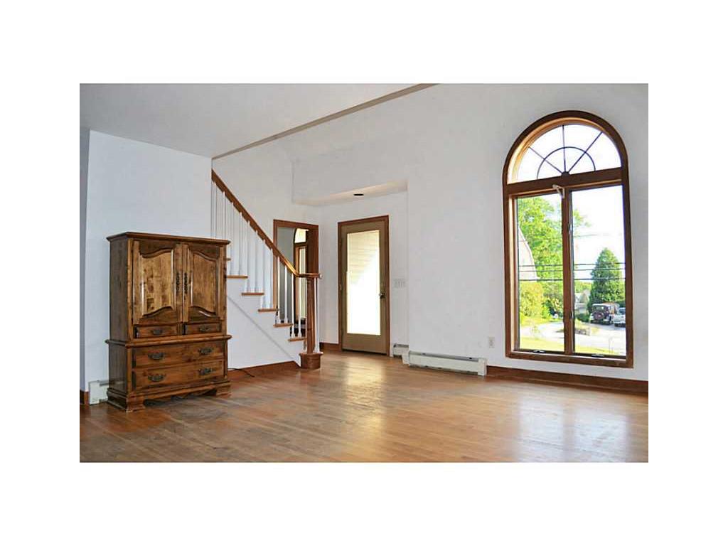 74 Granite St, Westerly, RI 02891 photo 7